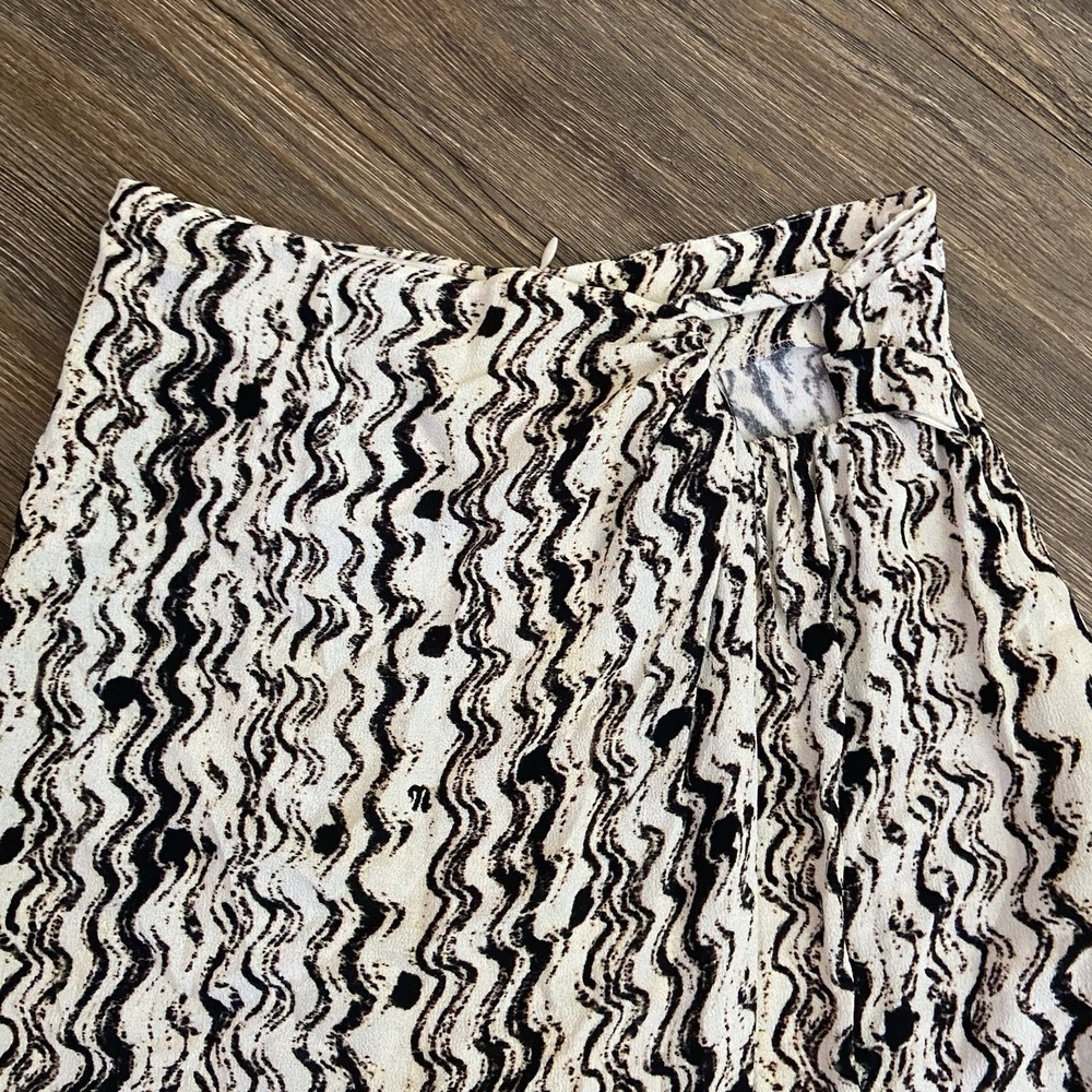 Nanushka Solice Printed Midi Faux Wrap Cut‎ Out Cream Brown Skirt Size XSMALL XS - Picture 4 of 7